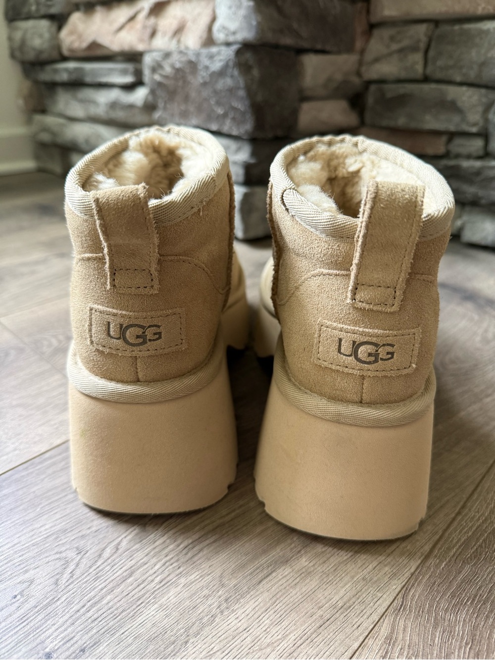 UGG New Heights Ultra Mini Platform Ankle Boots - Picture 4 of 7